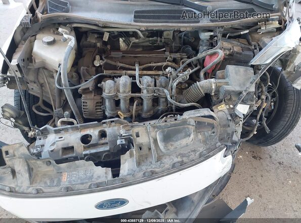 3FADP4BJXGM105880 2016 FORD FIESTA Белый Вид сзади