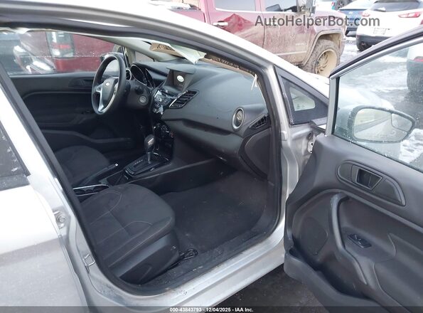 3FADP4BJXKM148883 2019 FORD FIESTA Silver Widok wnętrza z przodu