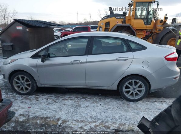 3FADP4BJXKM148883 2019 FORD FIESTA Silver Widok wnętrza 360 stopni