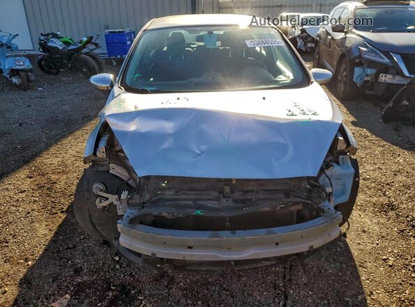3FADP4EJ2HM115087 2017 FORD FIESTA Серебряный Вид спереди