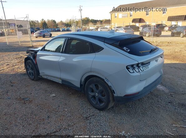 3FMTK1RM7NMA21639 2022 FORD MUSTANG MACH-E Коричневый Задняя левая четверть