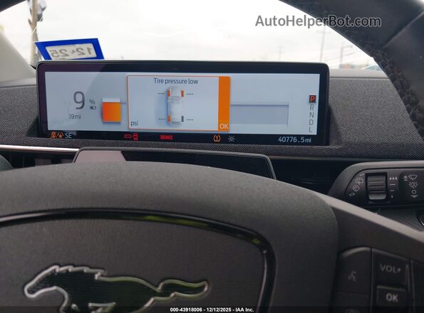 3FMTK3RM7NMA41840 2022 FORD MUSTANG MACH-E PREMI Черный Вид задних сидений