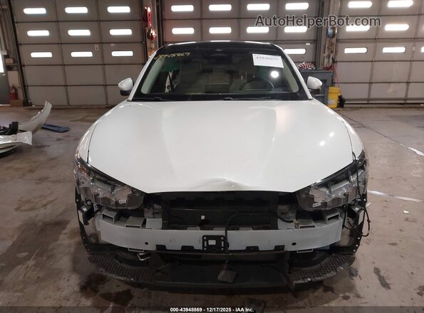 3FMTK3SS2NMA24887 2022 FORD MUSTANG MACH-E PREMI White Вид задньої частини салону