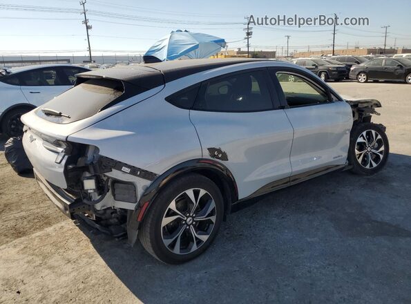 3FMTK3SS9MMA49333 2021 FORD MUSTANG MACH-E PREMI Белый Задняя правая четверть