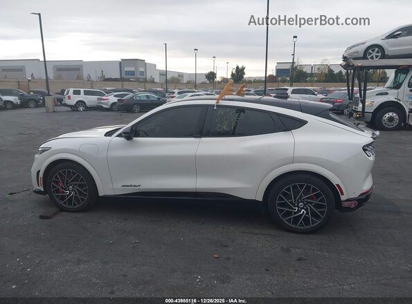 3FMTK4SX0PMA44379 2023 FORD MUSTANG MACH-E White Սալոնի 360 աստիճան տեսք
