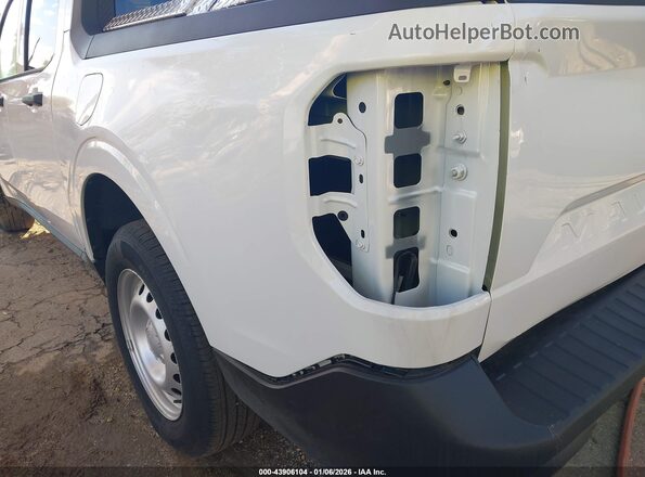 3FTTW8A30SRA56087 2025 FORD MAVERICK White Front view