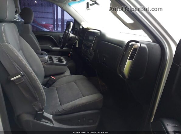 3GCPCREC8GG338488 2016 CHEVROLET SILVERADO Серебряный Вид салона спереди