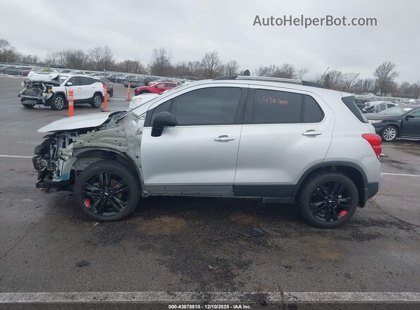 3GNCJLSB0JL216016 2018 CHEVROLET TRAX Silver Панорамний вид салону 360°