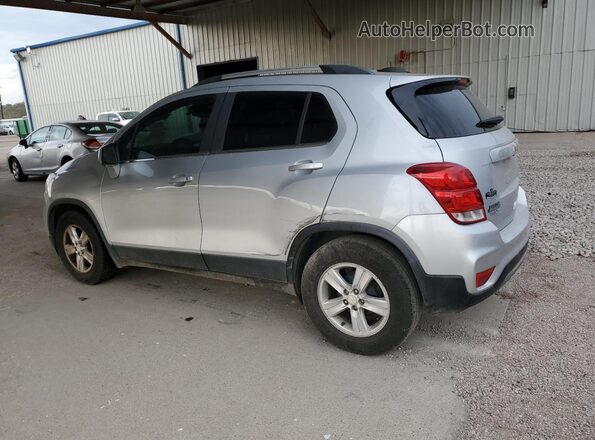 3GNCJLSB9JL204396 2018 CHEVROLET TRAX Silver 360 interior view