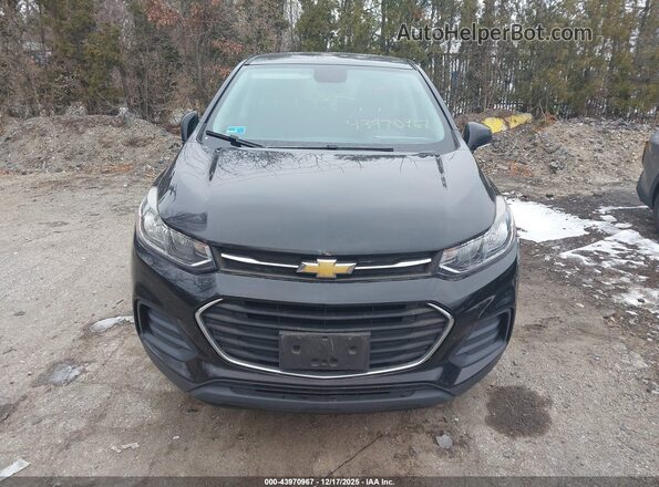 3GNCJNSB3JL206575 2018 CHEVROLET TRAX Black Widok z przodu
