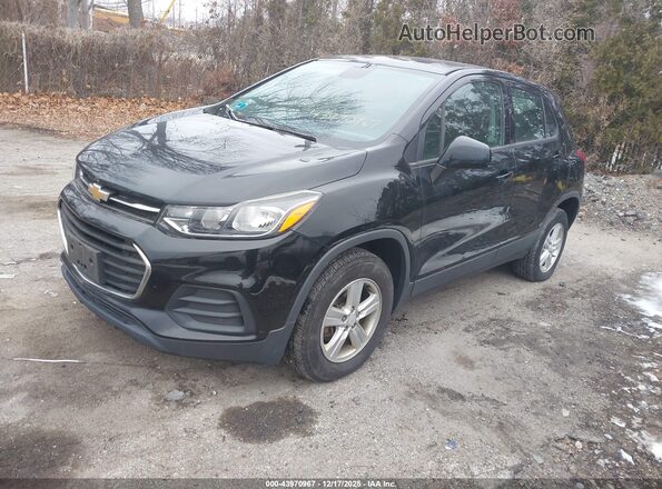 3GNCJNSB3JL206575 2018 CHEVROLET TRAX Black Przód lewy