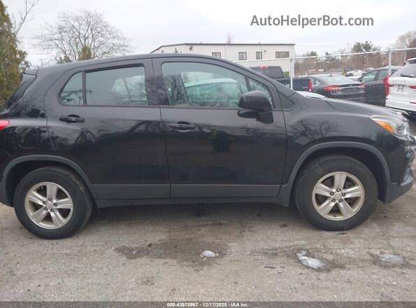 3GNCJNSB3JL206575 2018 CHEVROLET TRAX Black Widok wnętrza z tyłu