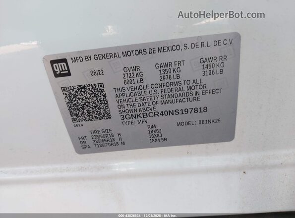 3GNKBCR40NS197818 2022 CHEVROLET BLAZER White Engine compartment view