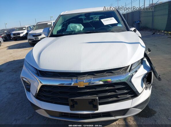 3GNKBCR48SS144571 2025 CHEVROLET BLAZER White Սարքավորումների վահանակի տեսք