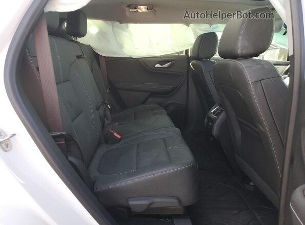 3GNKBJRSXSS112532 2025 CHEVROLET BLAZER Белый Вид задних сидений