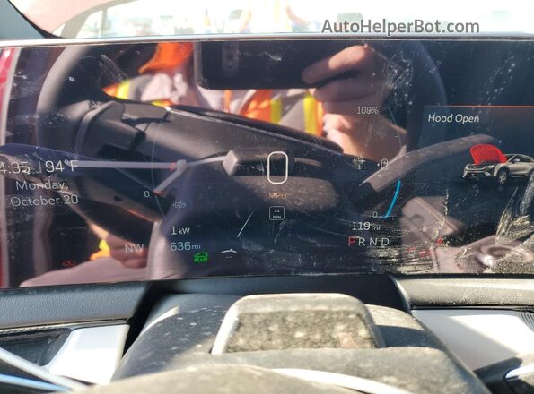 3GYK3EMR8SS248511 2025 CADILLAC OPTIQ Красный Вид щитка приборов