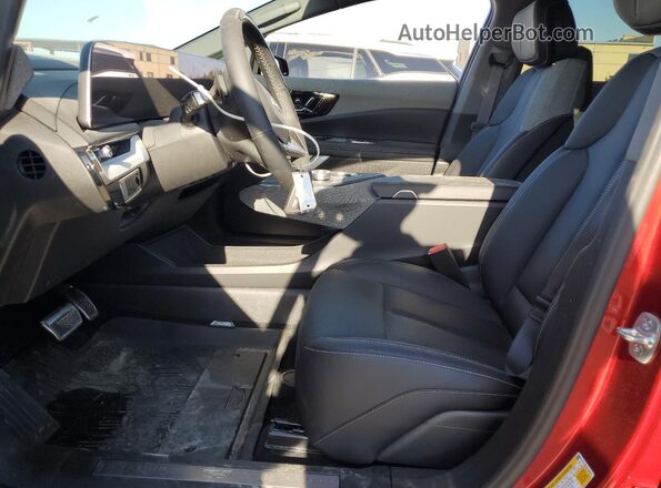 3GYK3EMR8SS248511 2025 CADILLAC OPTIQ Красный Вид салона спереди