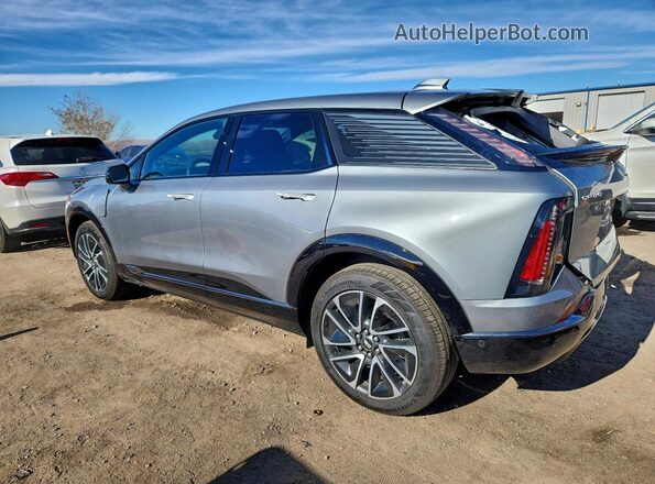 3GYK3GMR4SS242877 2025 CADILLAC OPTIQ Silver Задня ліва чверть