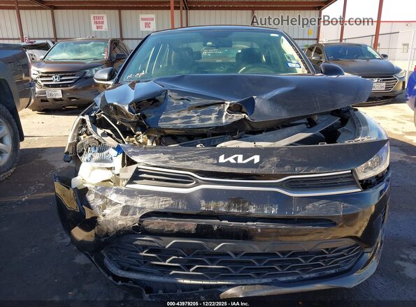 3KPA24AD0NE477646 2022 KIA RIO Black ხელსაწყოთა პანელის ხედი