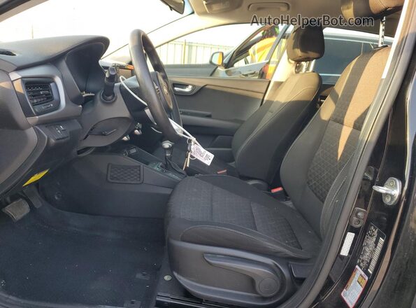3KPA24AD1LE334878 2020 KIA RIO Black Vista interior delantera