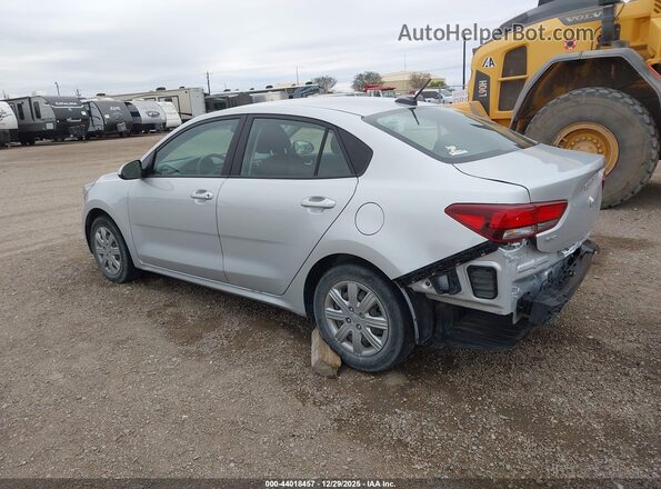 3KPA24AD2NE437889 2022 KIA RIO Серебряный Задняя левая четверть