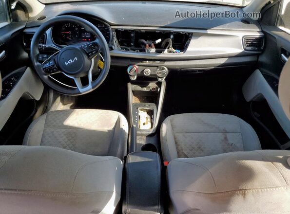 3KPA24AD2NE464221 2022 KIA RIO Black Вид панелі приладів