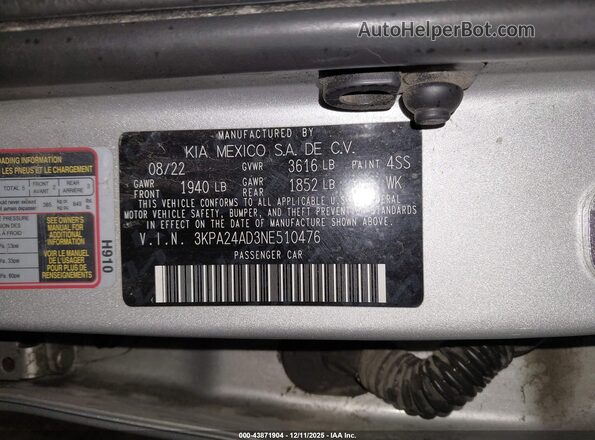 3KPA24AD3NE510476 2022 KIA RIO Серебряный Вид подкапотного пространства