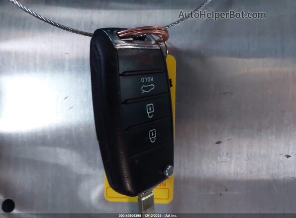 3KPA24AD4NE474829 2022 KIA RIO Gray Առջևի վահանակի տեսք