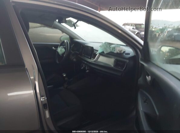 3KPA24AD4NE474829 2022 KIA RIO Gray Սալոնի դիմացի տեսք
