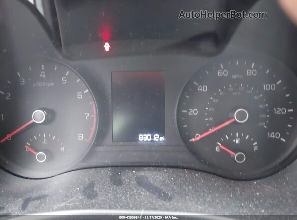 3KPA24AD6LE298928 2020 KIA RIO White Widok tylnych siedzeń