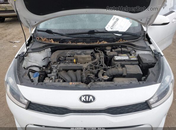3KPA24AD6LE298928 2020 KIA RIO White Widok z tyłu