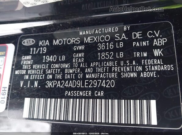 3KPA24AD9LE297420 2020 KIA RIO Black Vista del compartimento del motor