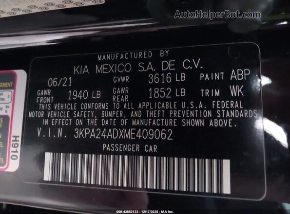 3KPA24ADXME409062 2021 KIA RIO Black Vista del compartimento del motor