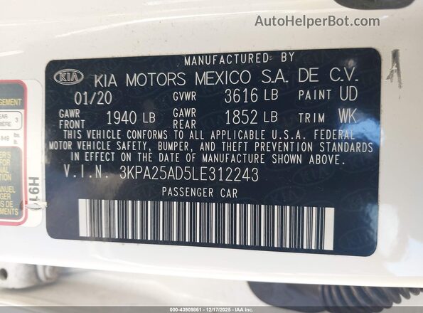 3KPA25AD5LE312243 2020 KIA RIO 5-DOOR White Շարժիչի բաժամունքի տեսք