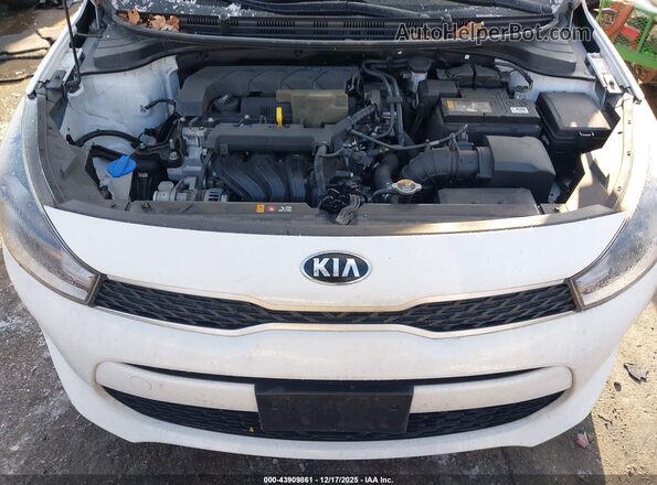 3KPA25AD5LE312243 2020 KIA RIO 5-DOOR White Հետևի տեսք