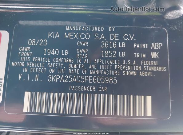 3KPA25AD5PE605985 2023 KIA RIO 5-DOOR Black Շարժիչի բաժամունքի տեսք