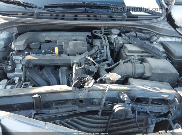 3KPA25AD7PE511901 2023 KIA RIO 5-DOOR Gray Widok z tyłu
