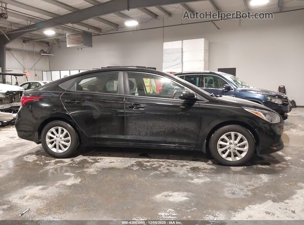 3KPC24A32JE024235 2018 HYUNDAI ACCENT Black Вид задньої частини салону