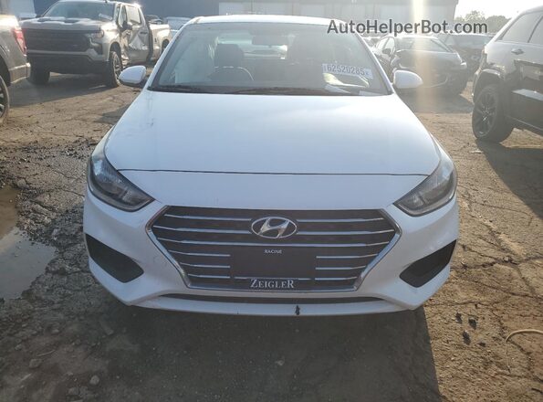 3KPC24A63NE164813 2022 HYUNDAI ACCENT White Widok z przodu