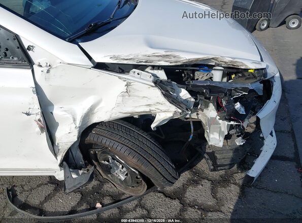 3KPC24A65LE126416 2020 HYUNDAI ACCENT Белый Вид спереди