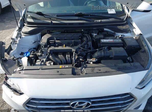 3KPC24A65LE126416 2020 HYUNDAI ACCENT Белый Вид сзади