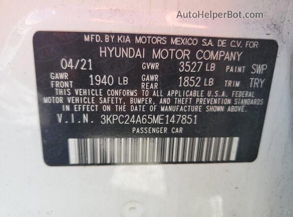 3KPC24A65ME147851 2021 HYUNDAI ACCENT White Vista del compartimento del motor