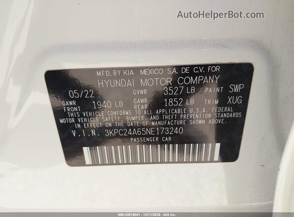 3KPC24A65NE173240 2022 HYUNDAI ACCENT White Widok komory silnika