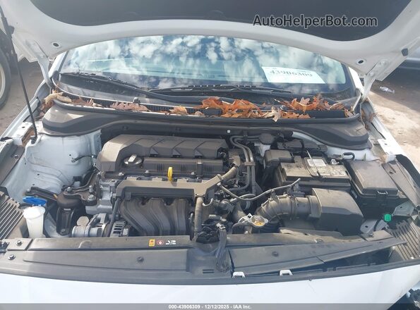 3KPC24A66LE115974 2020 HYUNDAI ACCENT Белый Вид сзади