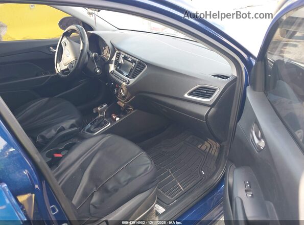 3KPC24A68LE099812 2020 HYUNDAI ACCENT Синий Вид салона спереди