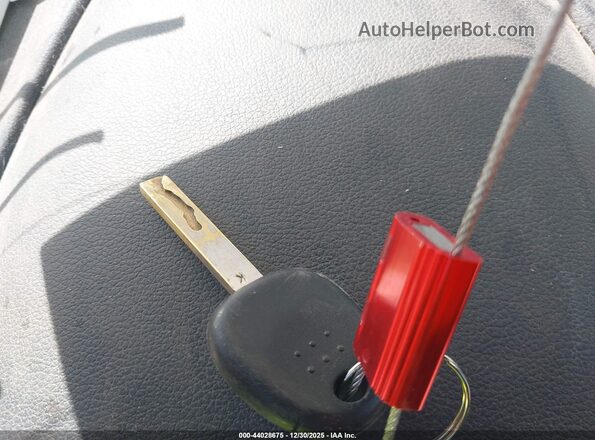 3KPC24A68NE185916 2022 HYUNDAI ACCENT Красный Вид панели приборов
