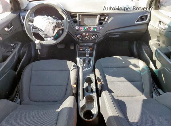 3KPC24A69LE110039 2020 HYUNDAI ACCENT Red Widok deski rozdzielczej