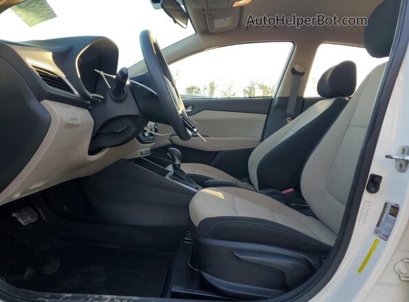3KPC24A6XME152219 2021 HYUNDAI ACCENT White Вид салону спереду