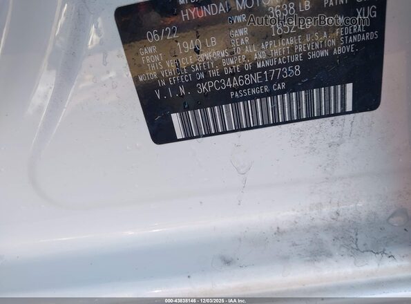 3KPC34A68NE177358 2022 HYUNDAI ACCENT Белый Вид подкапотного пространства
