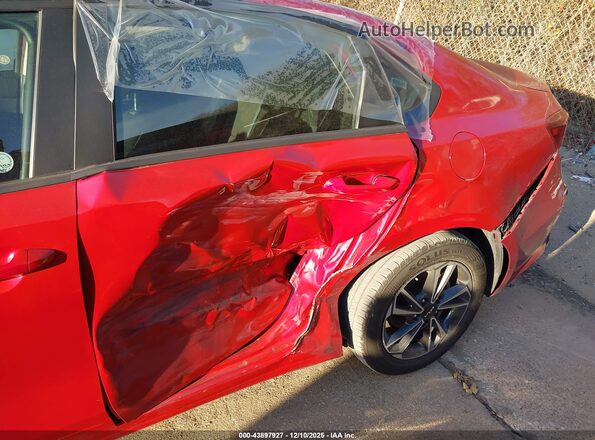 3KPF24AD0RE712512 2024 KIA FORTE Red Вид спереду